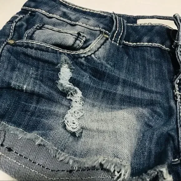 RSQ Cabo Cut-off Distressed Jean shorts Size 3 - Picture 6 of 7